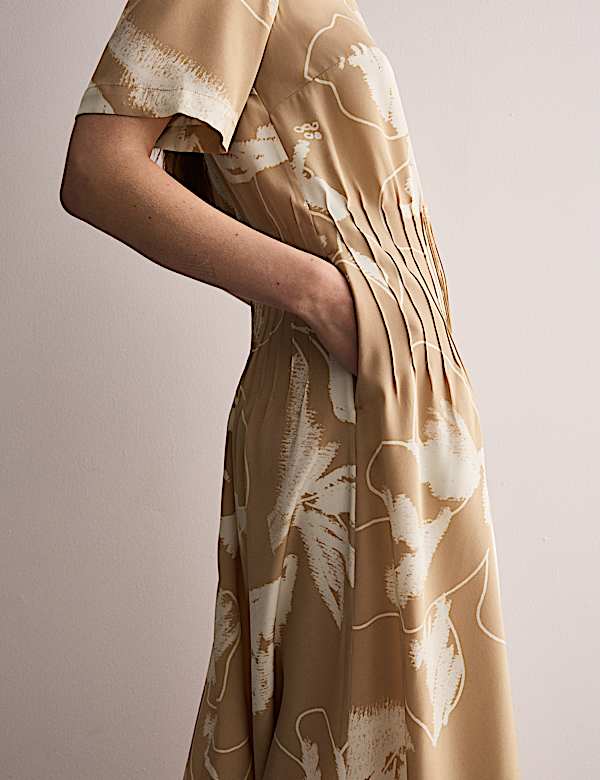 jaeger silk dress Vintage Jaeger Silk Dress For Sale at 1stDibs