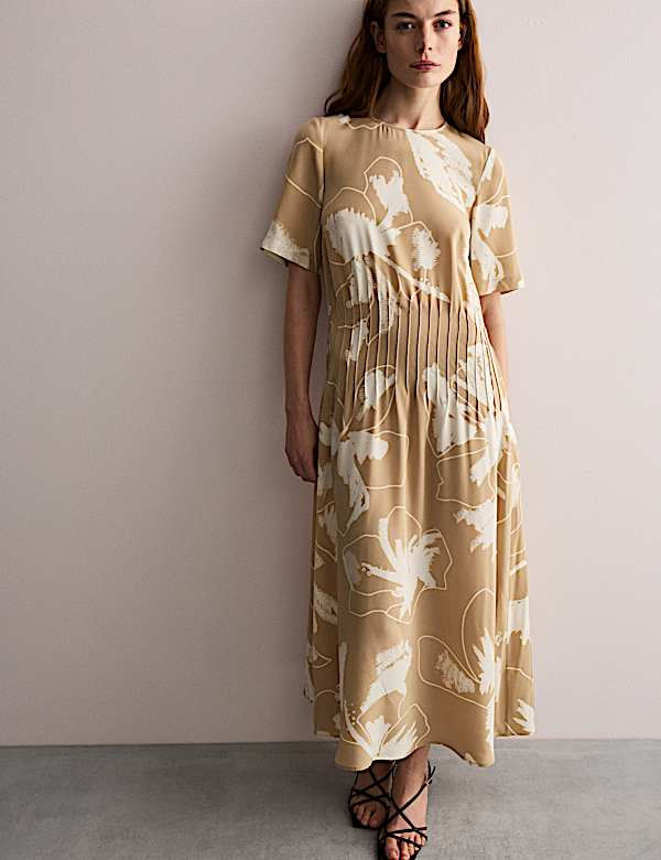 Vestido a media pierna 100 % seda con cintura y estampado floral - ES