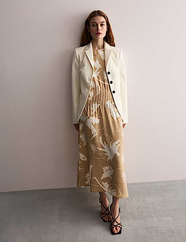 Vestido a media pierna 100 % seda con cintura y estampado floral - ES