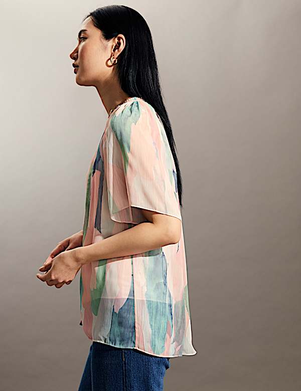 Blouse transparente &agrave; manches courtes et col V avec imprim&eacute; - CA