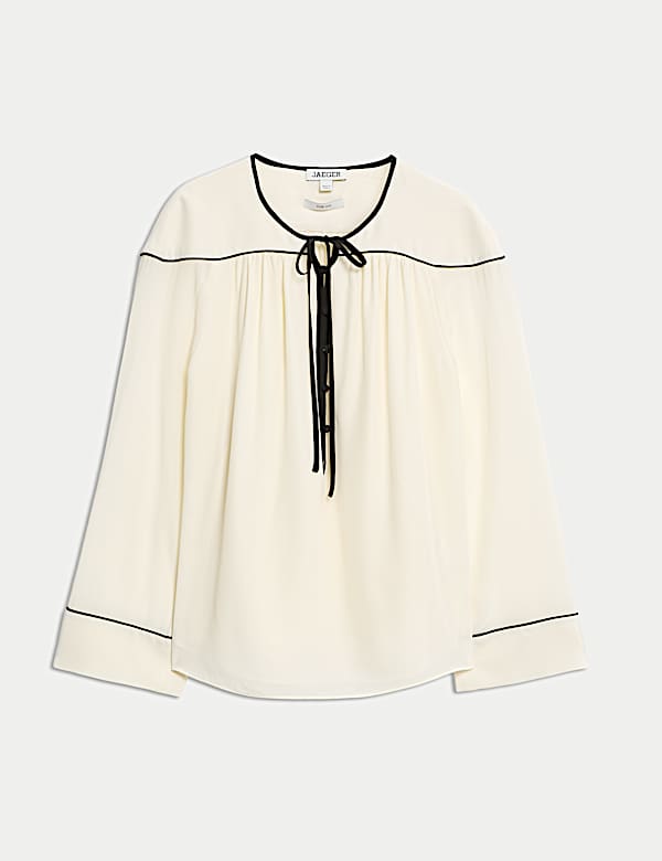 Μεταξωτό τοπ με λεπτομέρεια στον ώμο και δέσιμο στη λαιμόκοψη - GR