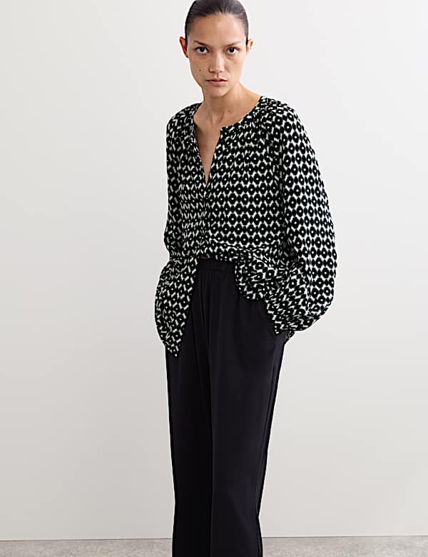 Blouse met knoopsluiting en geometrisch motief - NL