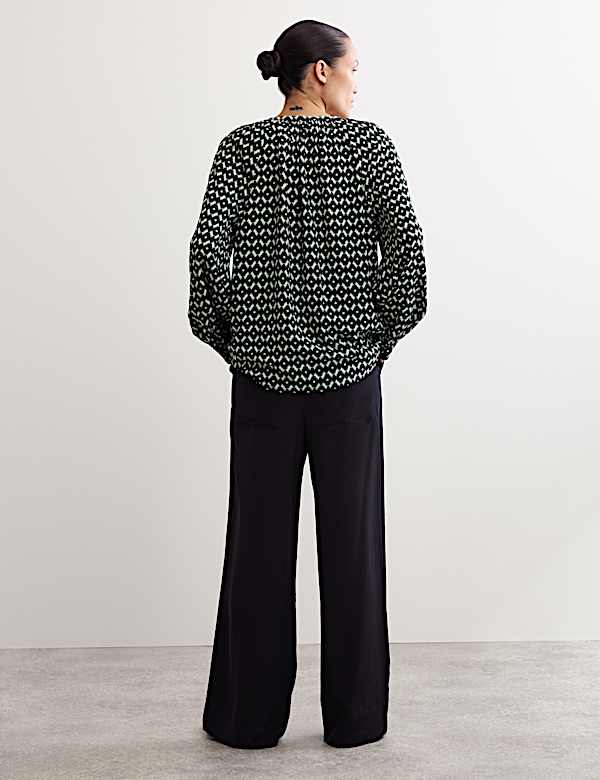 Blouse met knoopsluiting en geometrisch motief - NL