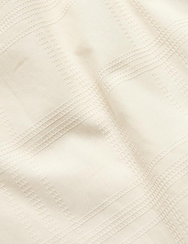 Camisa con cuello de organza texturizada y alto contenido de algodón - ES