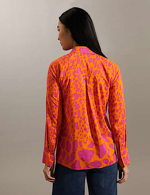 Kemeja Campuran Sutra Motif Hewan - ID