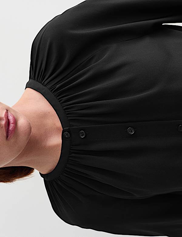 Τοπ με κουμπιά σε όλο το μήκος και σούρες στη λαιμόκοψη από 100% μετάξι - GR