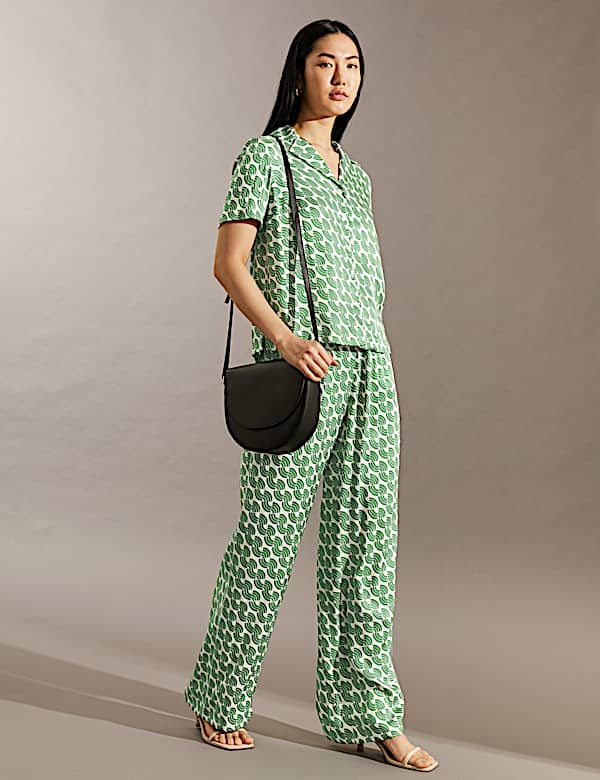 Kemeja Berkerah Geometris - ID