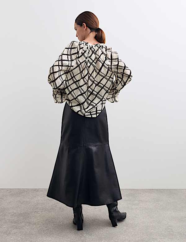 Blusa con cuello redondo a rayas - ES