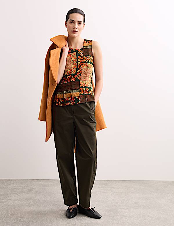 Top con cuello asim&eacute;trico y estampado de pa&ntilde;uelo - ES