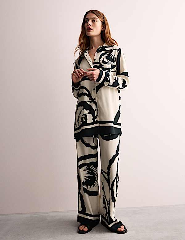 Monochrome Floral Collared Longline Shirt - BE