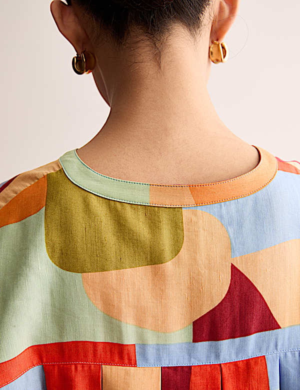 Top en lin imprimé à col en V - BE