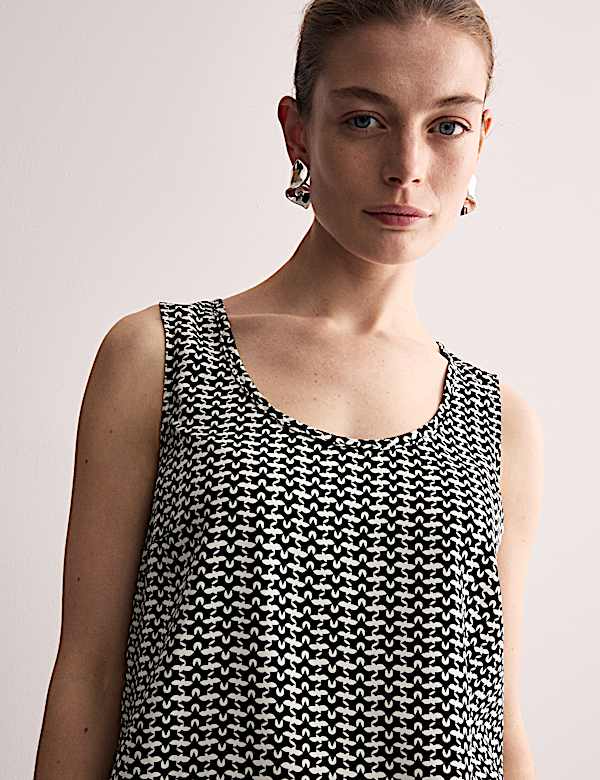 Pure Silk Geometric Scoop Neck Vest Top - GR