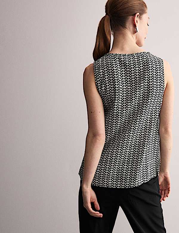Pure Silk Geometric Scoop Neck Vest Top - GR