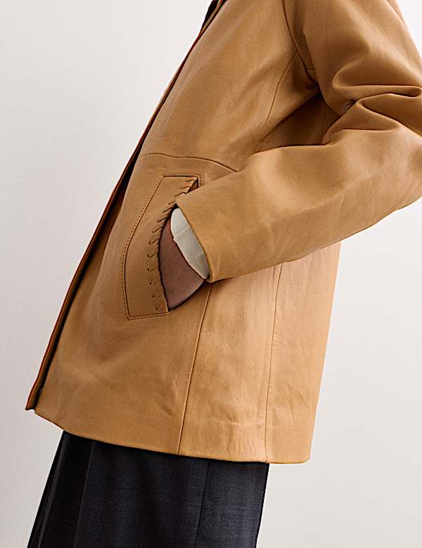 Veste en cuir avec encolure et détail couture - BE