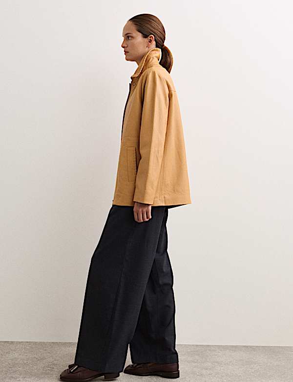 Veste en cuir avec encolure et détail couture - BE