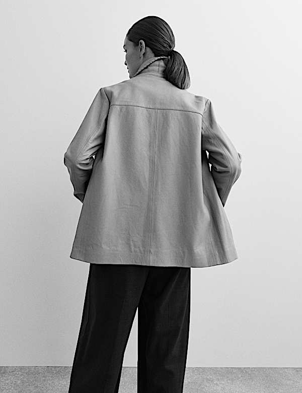 Veste en cuir avec encolure et détail couture - BE