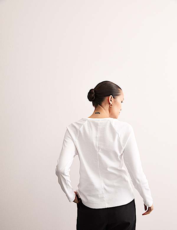 Top 100 % coton &agrave; d&eacute;tail couture - BE