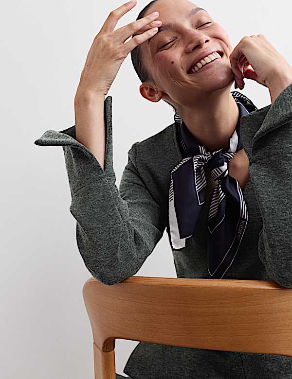 Top ajusté en coton mélangé à col en V avec laine - FR