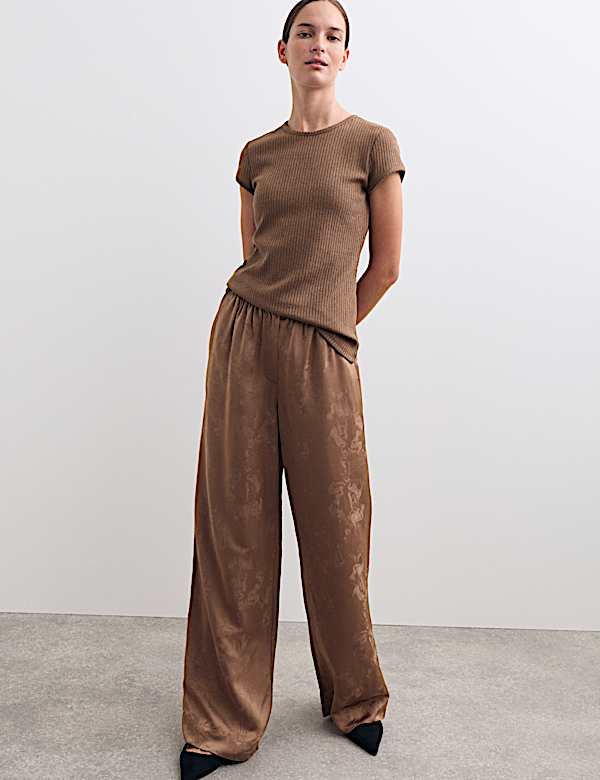 Top de punto de cuello redondo con brillos - ES