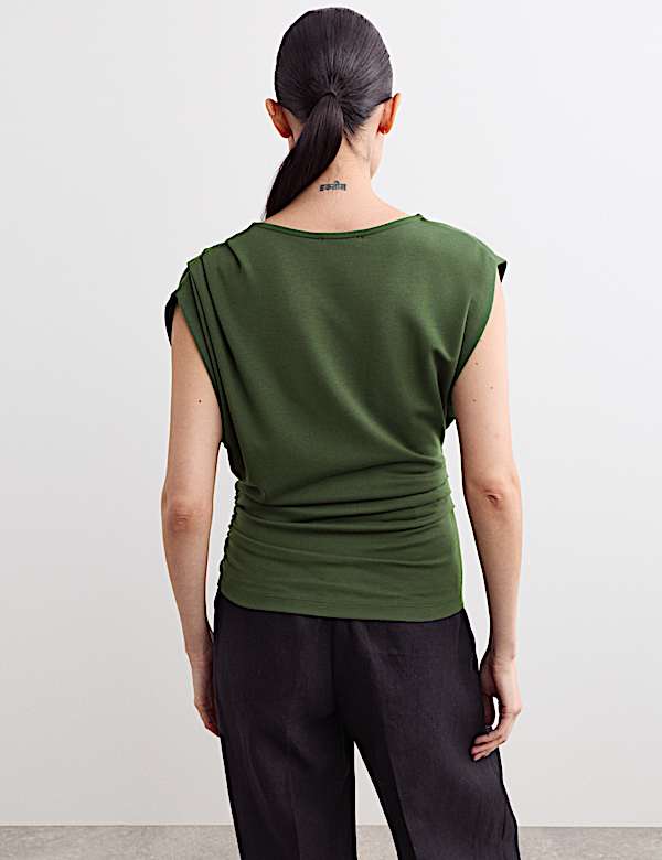 Marszczony top dżersejowy z dekoltem w serek - PL