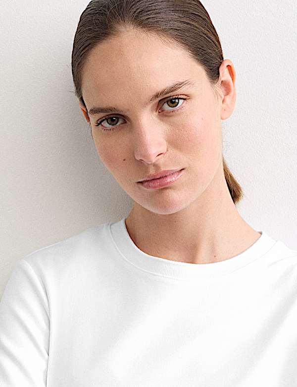 T-shirt met ronde hals van een katoen-modalmix - BE