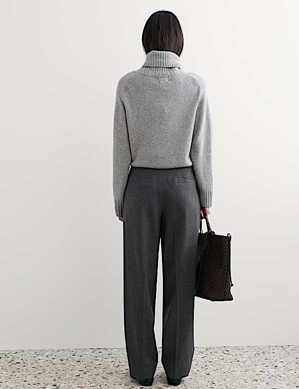 Pantalon coupe fusel&eacute;e portefeuille en flanelle de laine - CH
