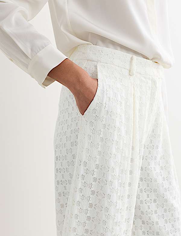 Pantalon jambe droite en coton m&eacute;lang&eacute; et dentelle - BE