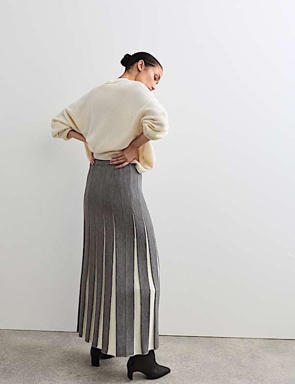 Knitted Seam Detail Midi A-Line Skirt - AU