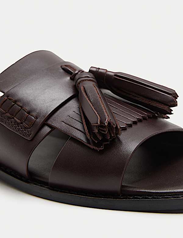 Mules mocassins plates en cuir &agrave; glands - FR