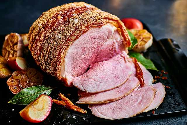 Collection Outdoor Bred Heritage Gold Dry Cured Crackling Gammon (Serves 6)