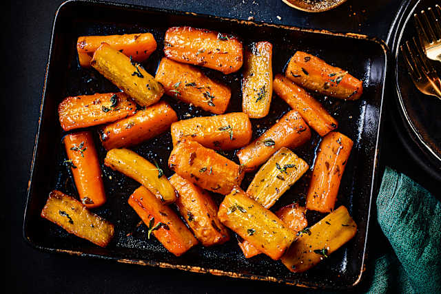 Collection Heritage Orange & Yellow British Roasting Carrots (Serves 4)
