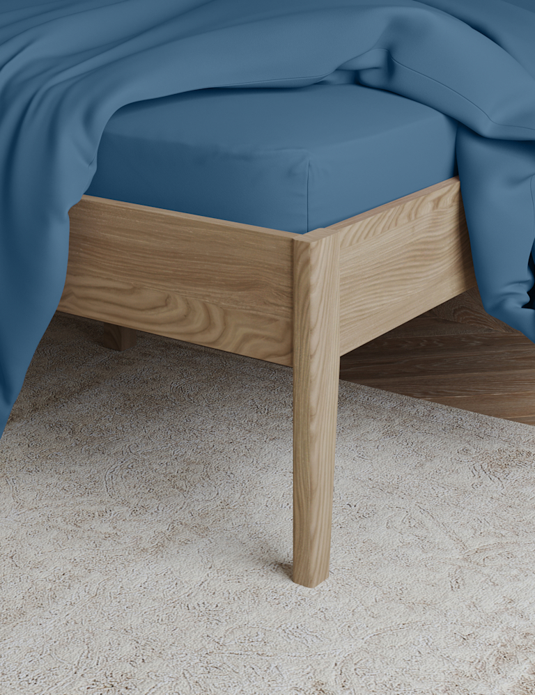 Egyptian Cotton 230 Thread Count Crisp Fitted Sheet