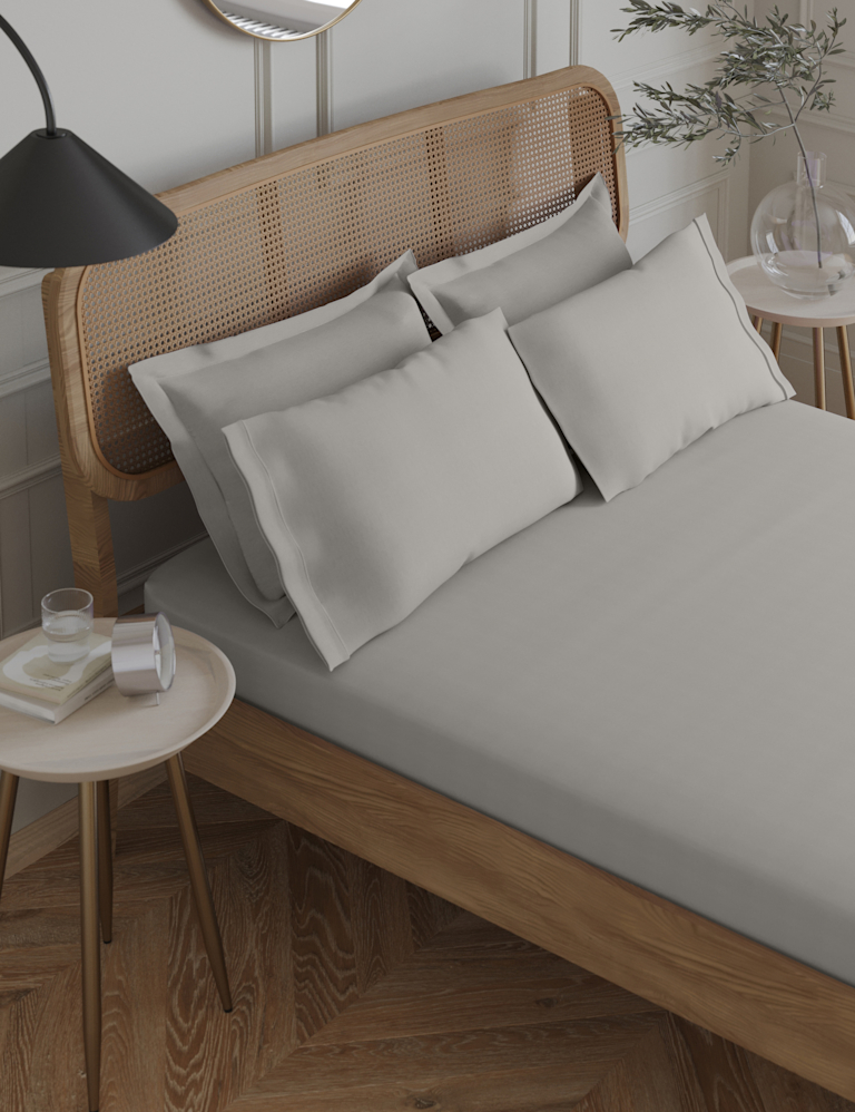 Egyptian Cotton 230 Thread Count Crisp Fitted Sheet