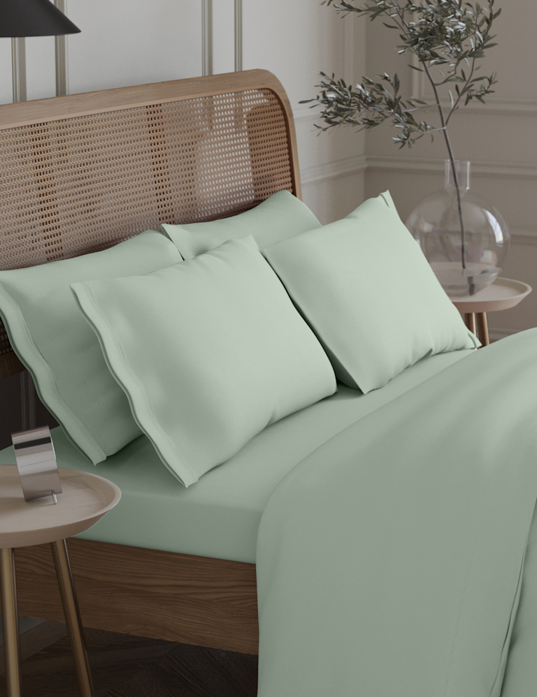 2 Pack Egyptian Cotton 230 Thread Count Crisp Pillowcases