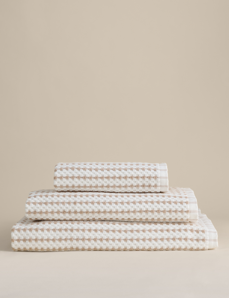 Pure Cotton Spotty Striped Towel