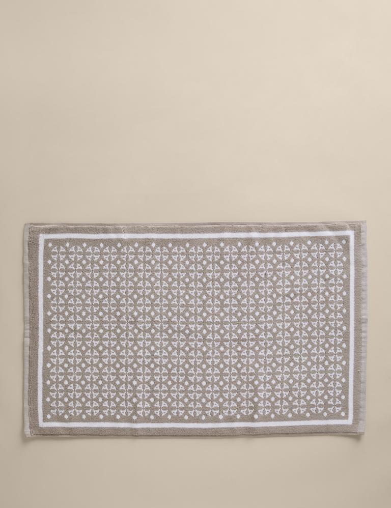 Pure Cotton Geometric Bath Mat