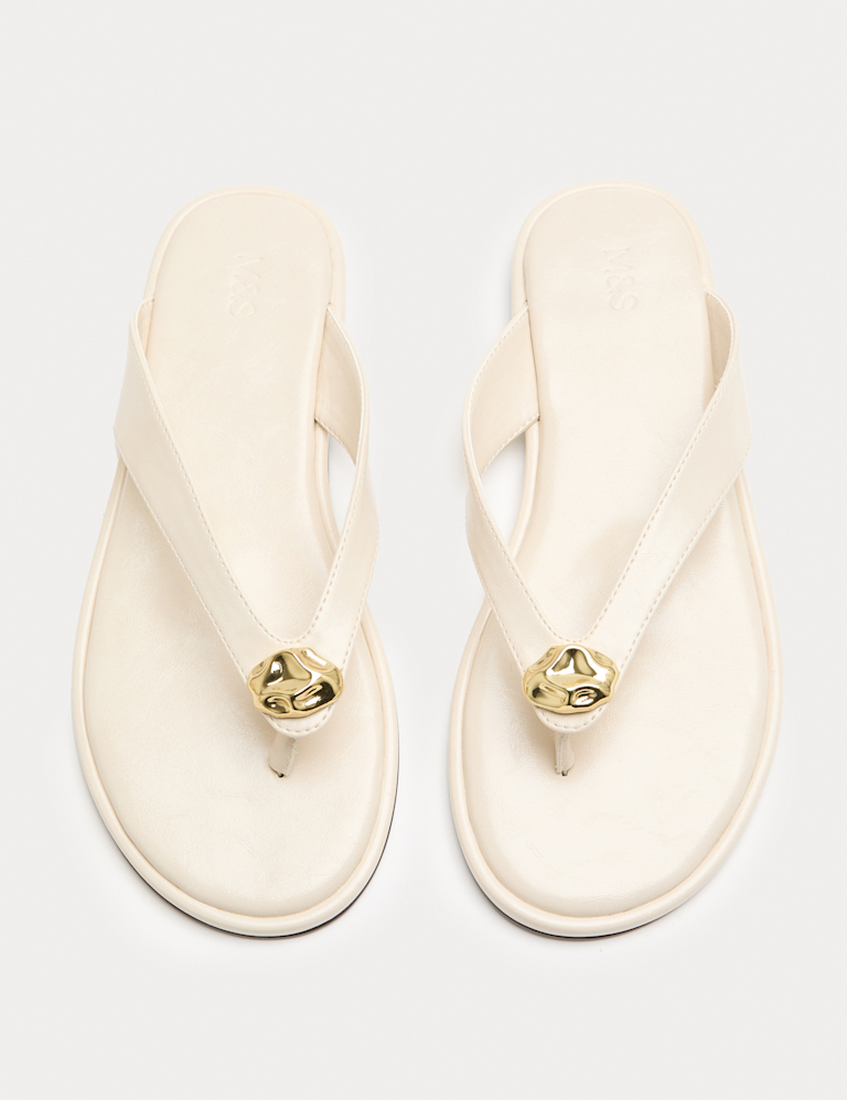 Trim Detail Flat Toe Post Sandals