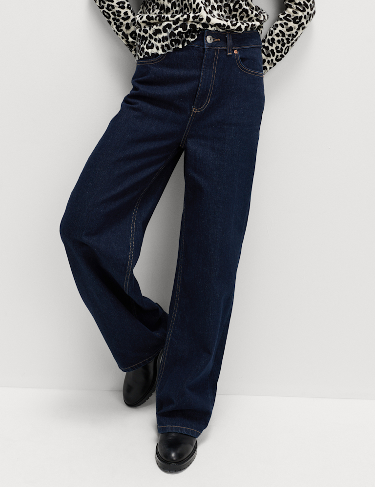The Wide-Leg Jeans
