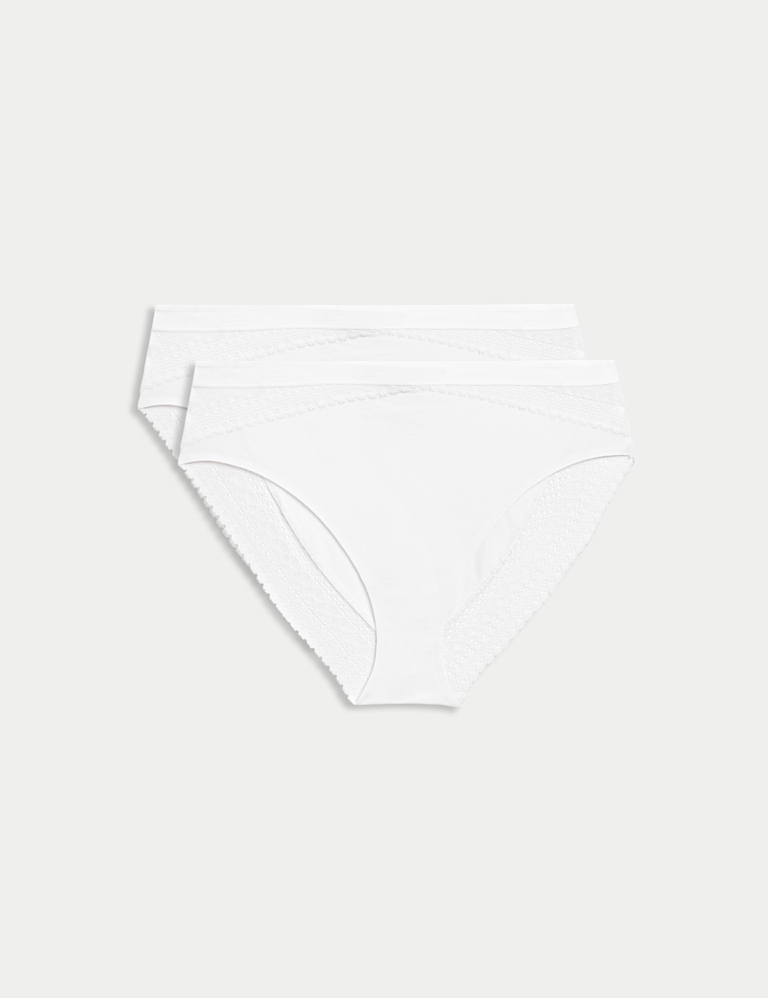 2pk Light Control Cotton Rich High Leg Knickers
