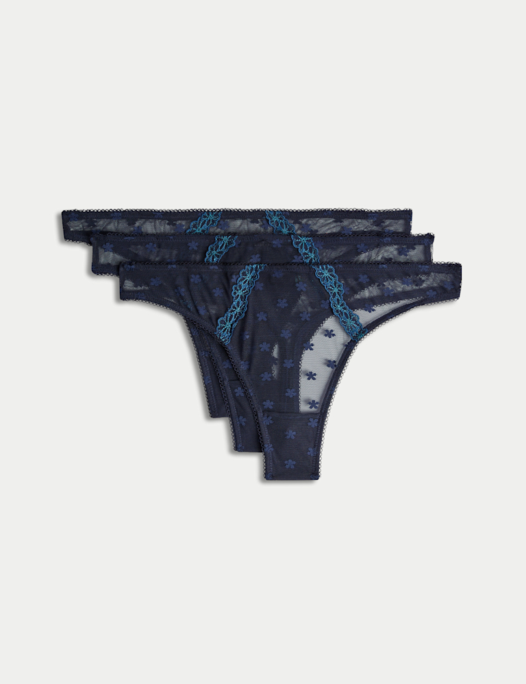 3pk Daisy Embroidery Mesh Thongs