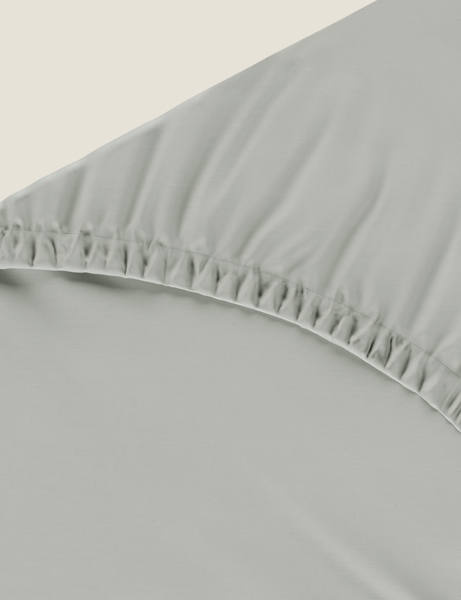 Pure Cotton 300 Thread Count Fitted Sheet 1 of 4