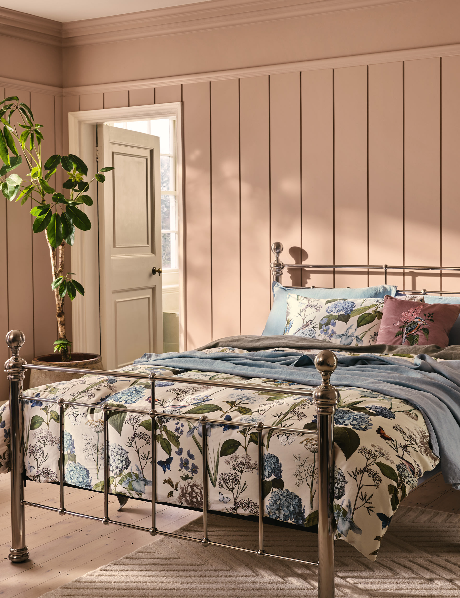 Pure Cotton Floral Bedding Set M&S Collection M&S