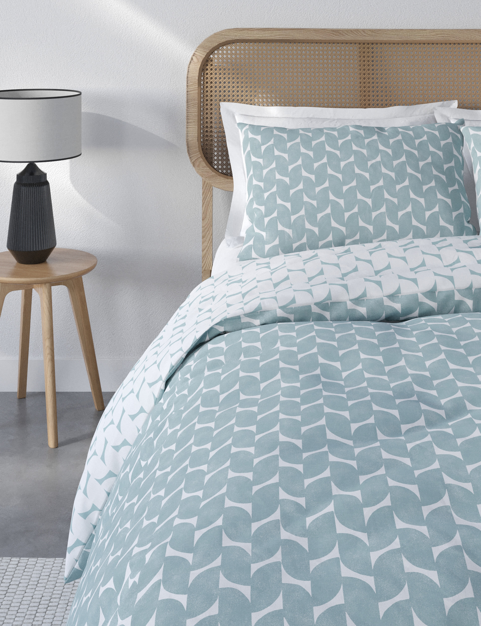 Cotton Blend Geometric Bedding Set 3 of 4