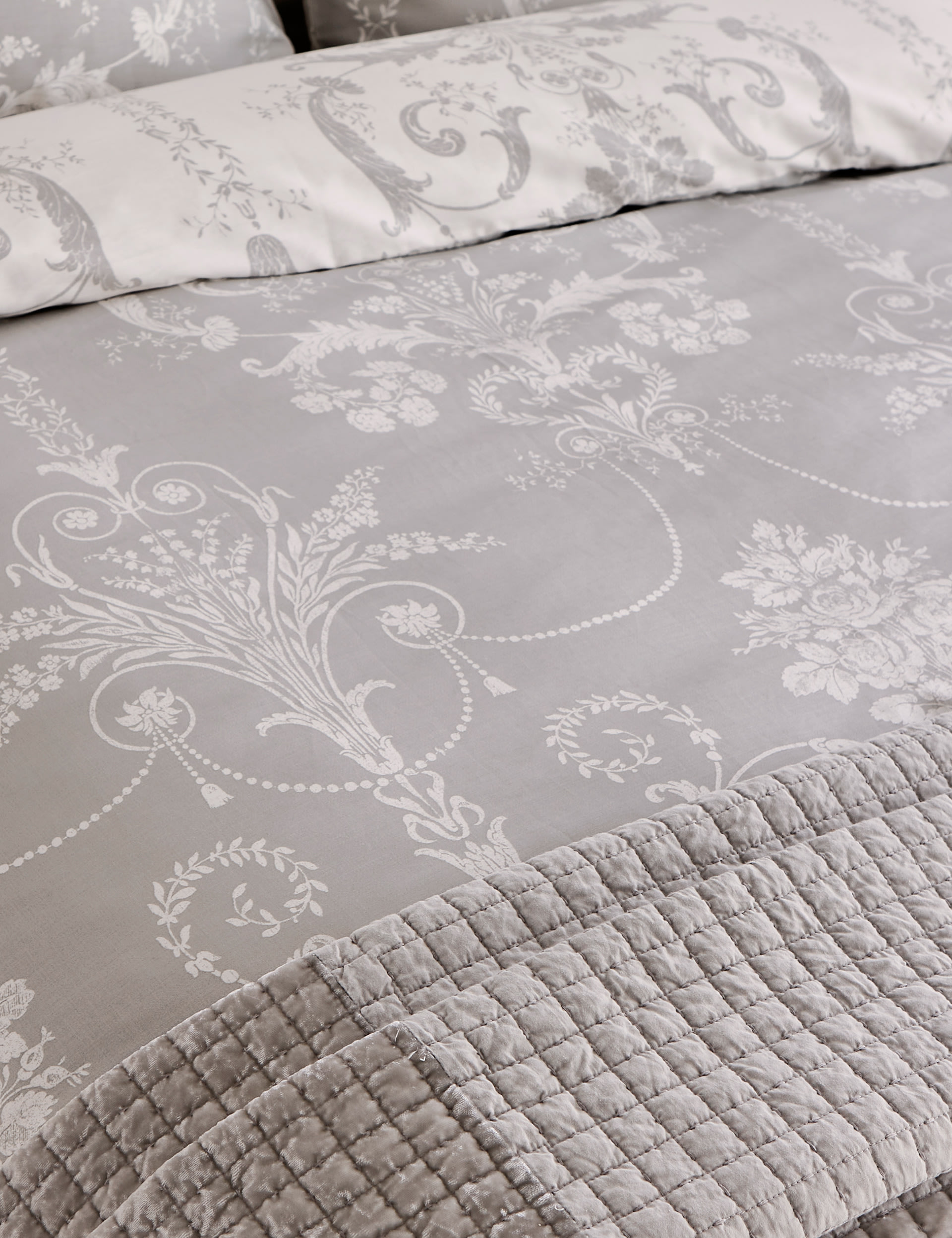 Pure Cotton Sateen Josette Bedding Set 3 of 3