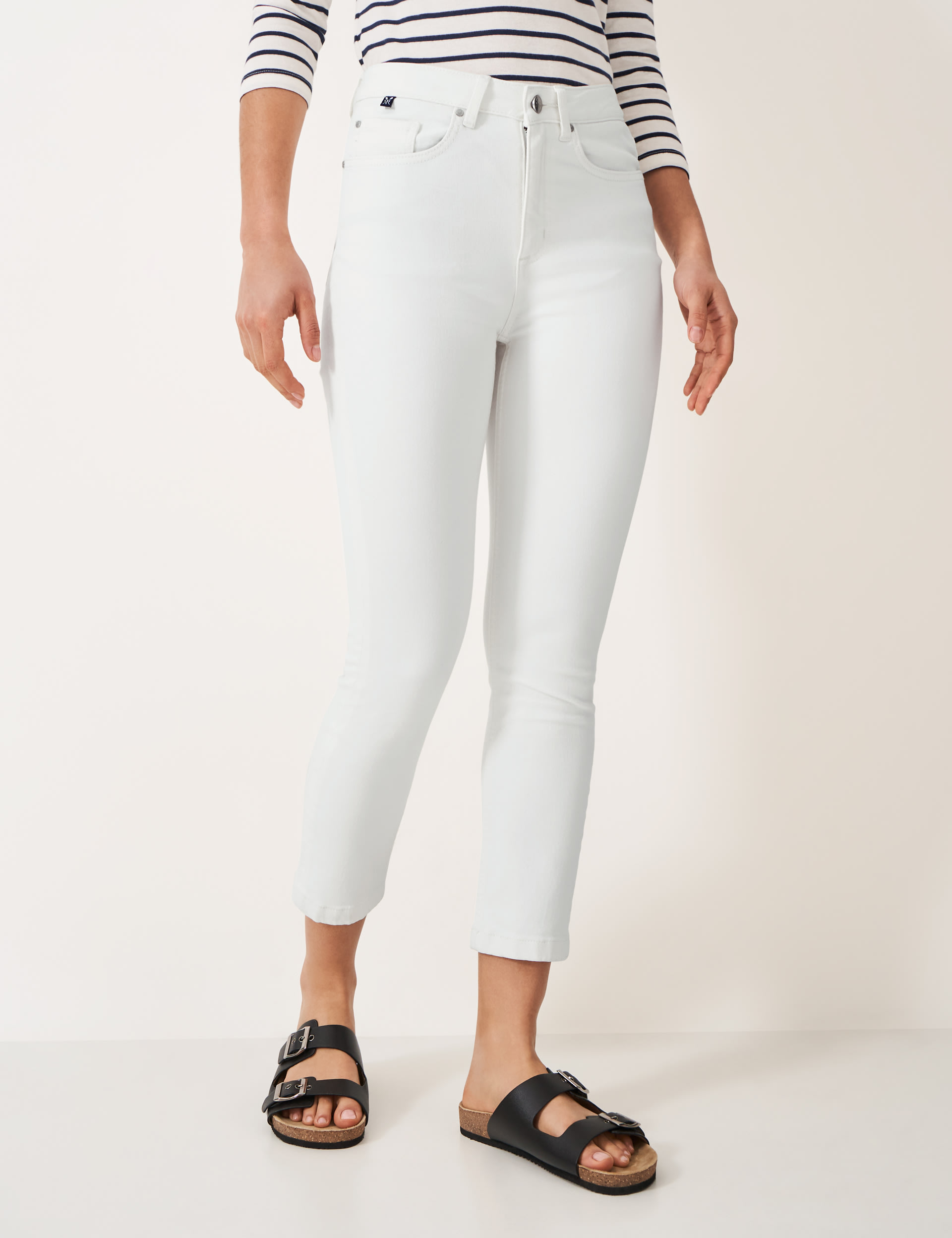 Mid Rise Skinny Cropped Jeans 3 of 5