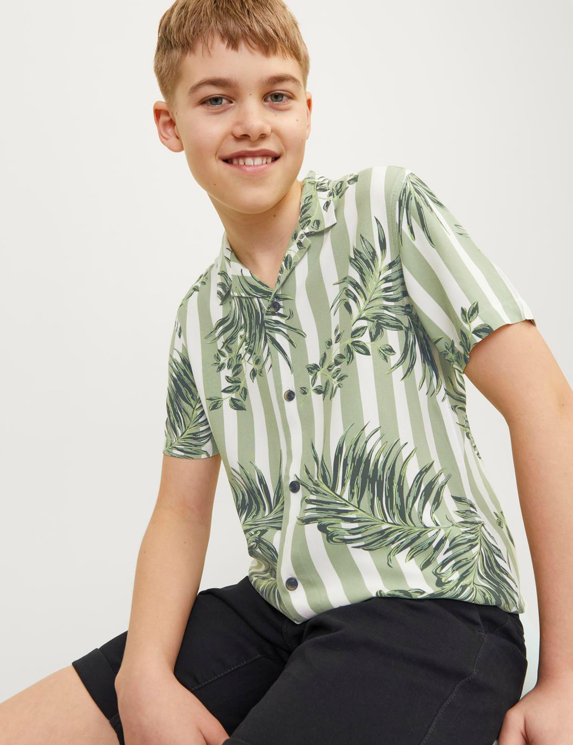 Pure Cotton Printed Shirt (8-16 Yrs) 8 of 8