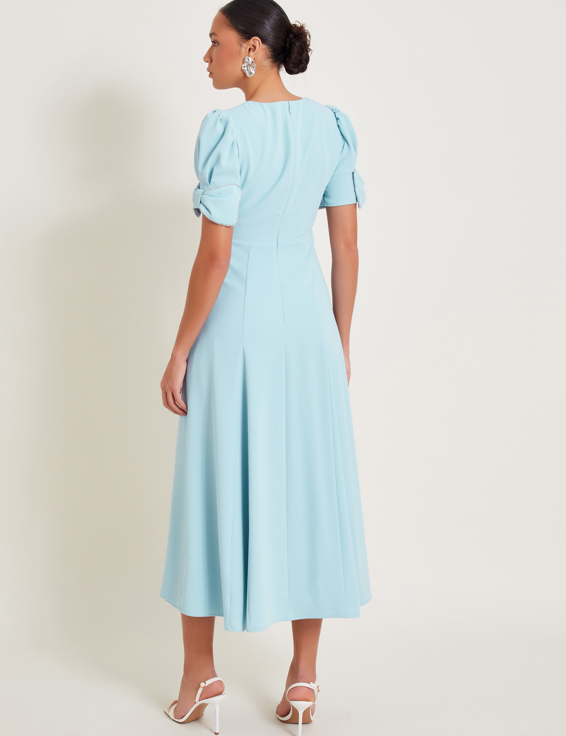 Crepe Round Neck Puff Sleeve Midi Tea Dress 4 of 5