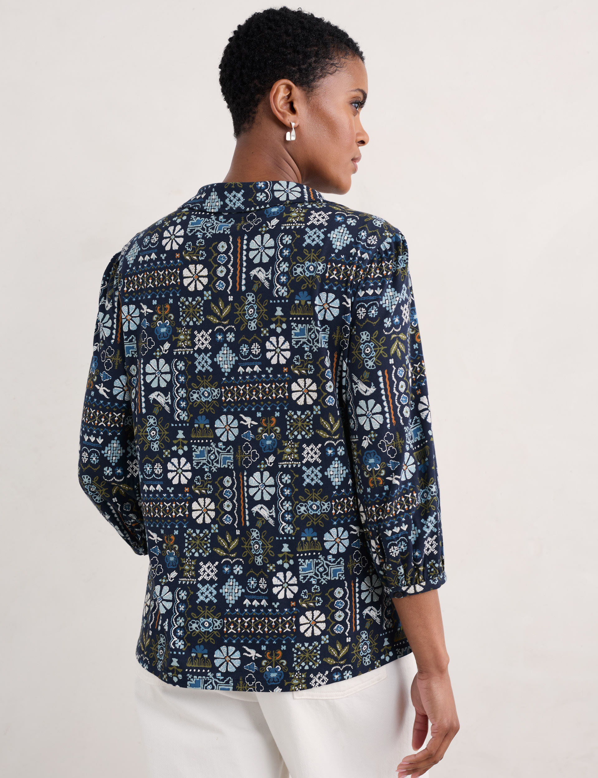 Modal Blend Printed V-Neck Shirt 4 of 5