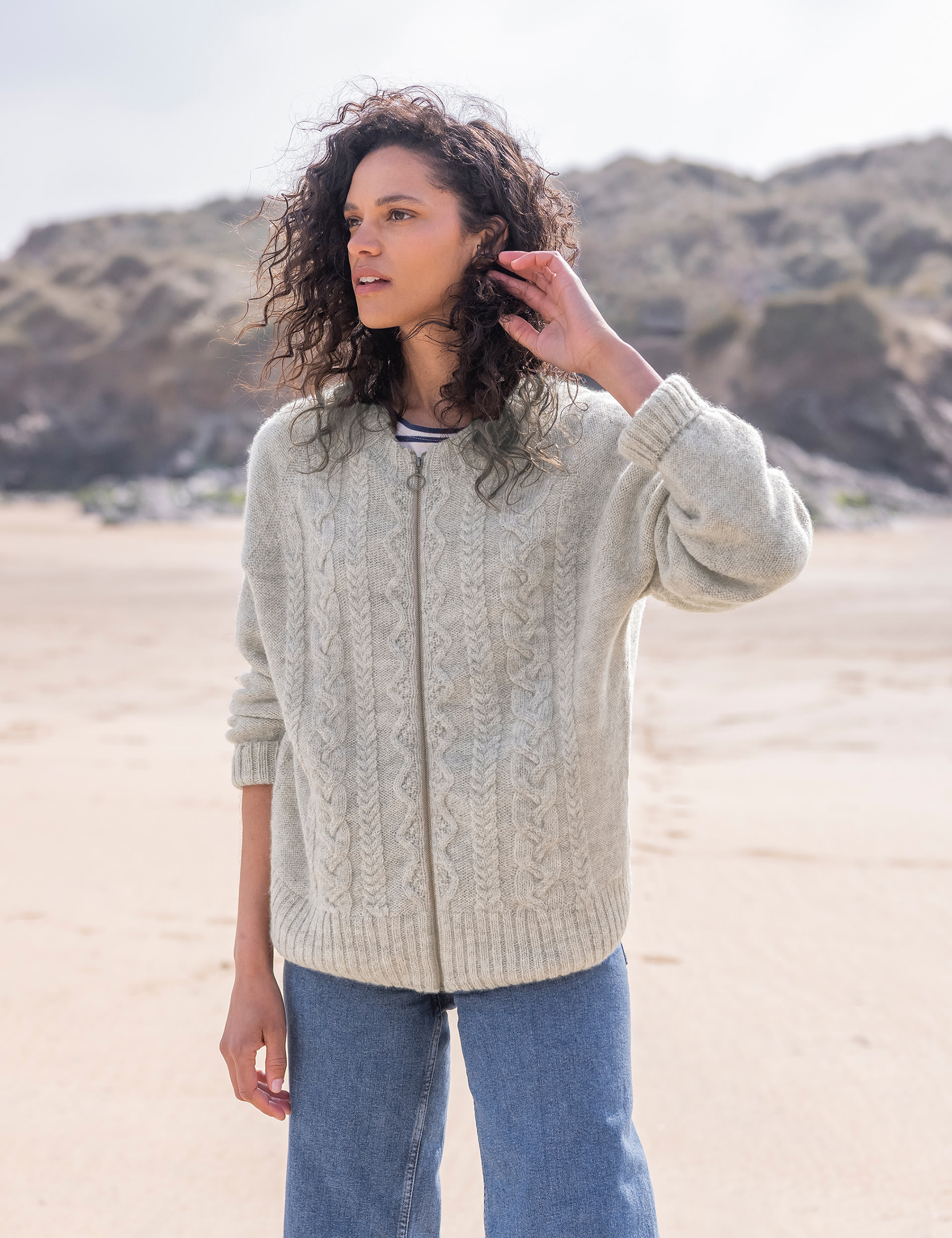 Elise - Cable Knit Zip-Up Cardigan