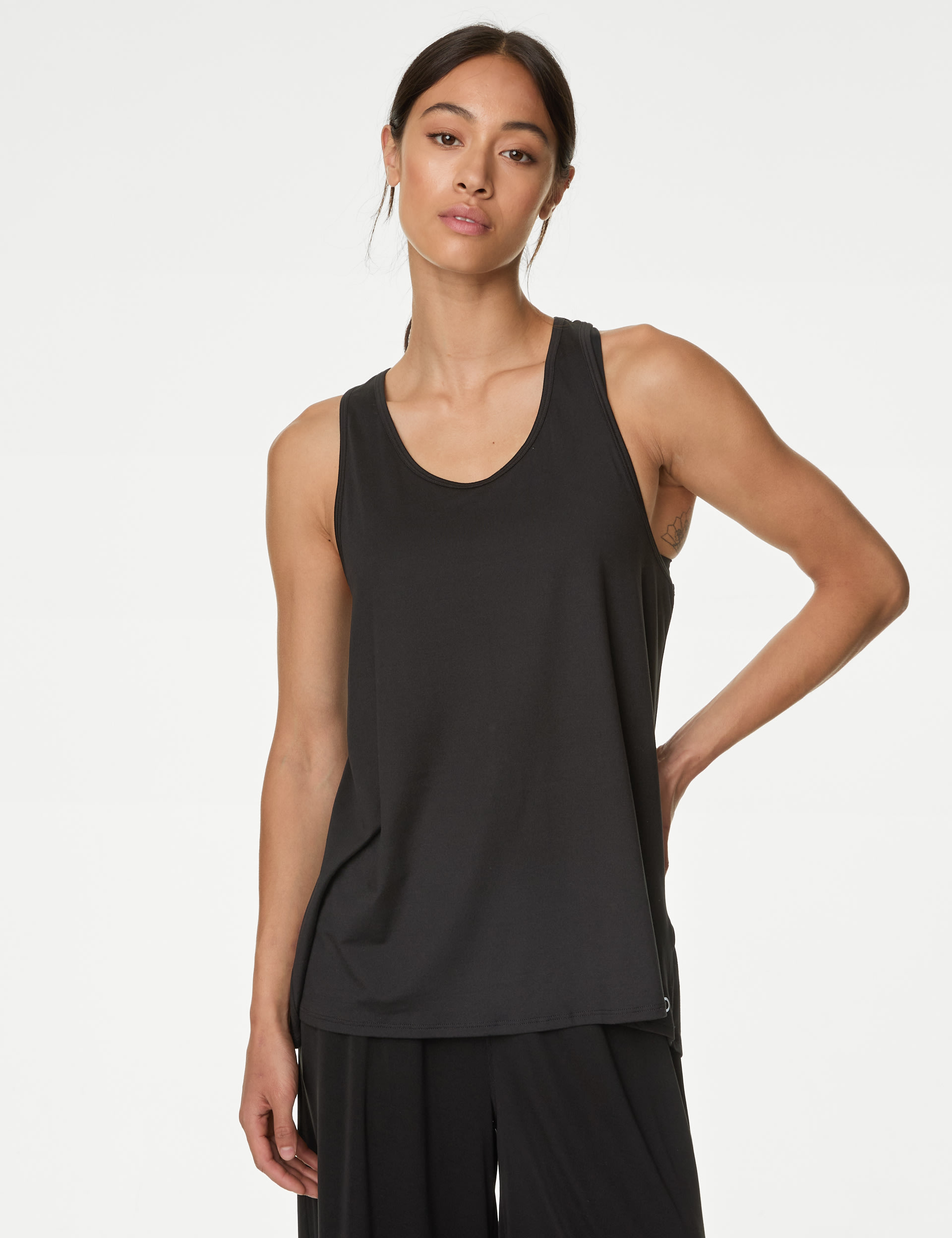 Relaxed Pleat Back Yoga Vest 3 of 6
